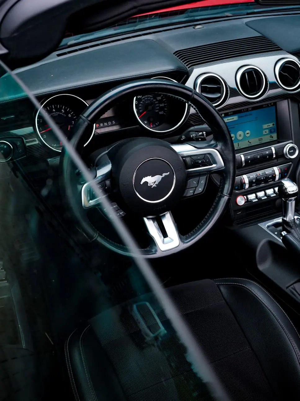 Ford Mustang GT 5.0 V8 Cabrio — zdjęcie 4