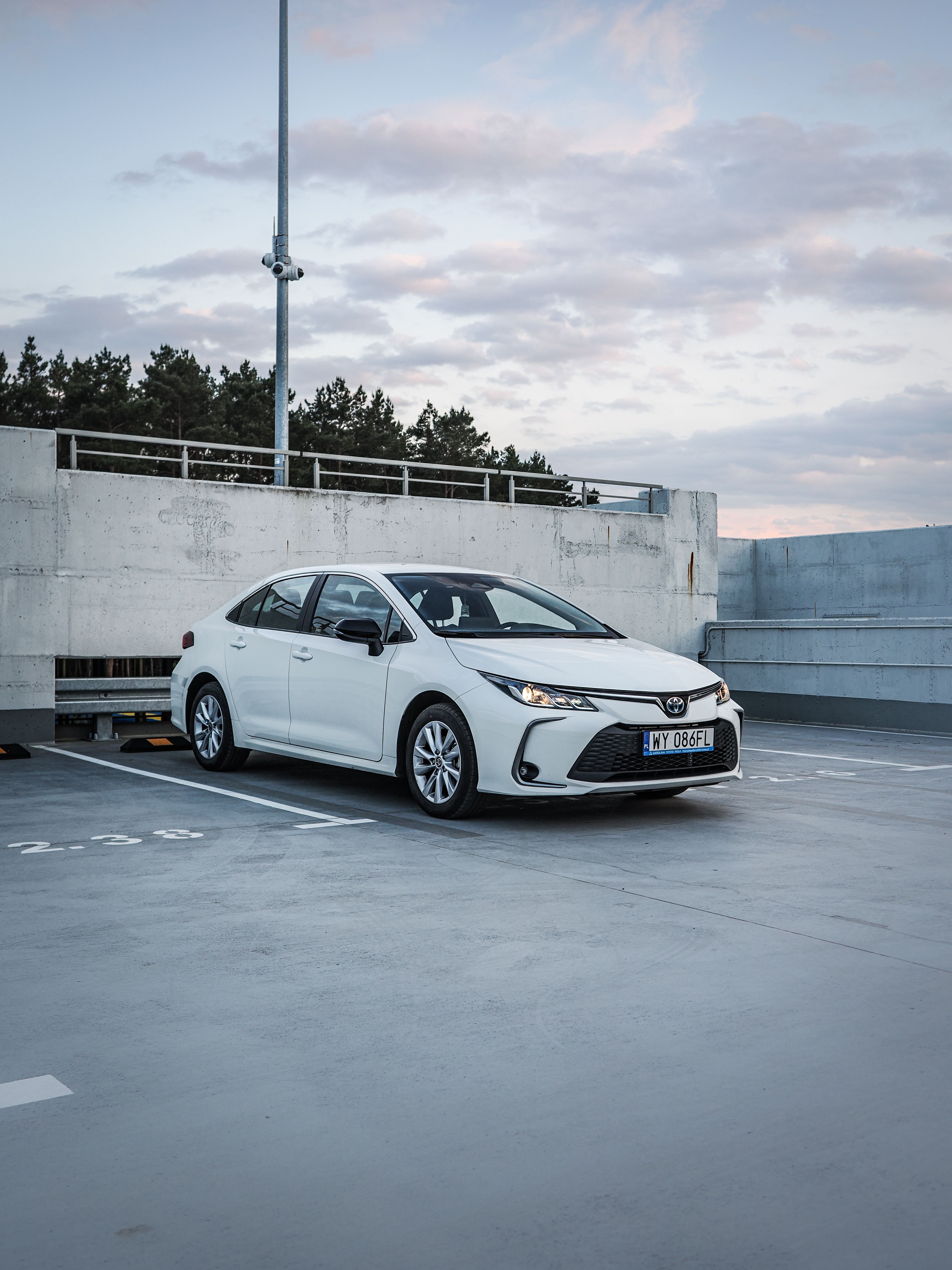Toyota Corolla — zdjęcie 19
