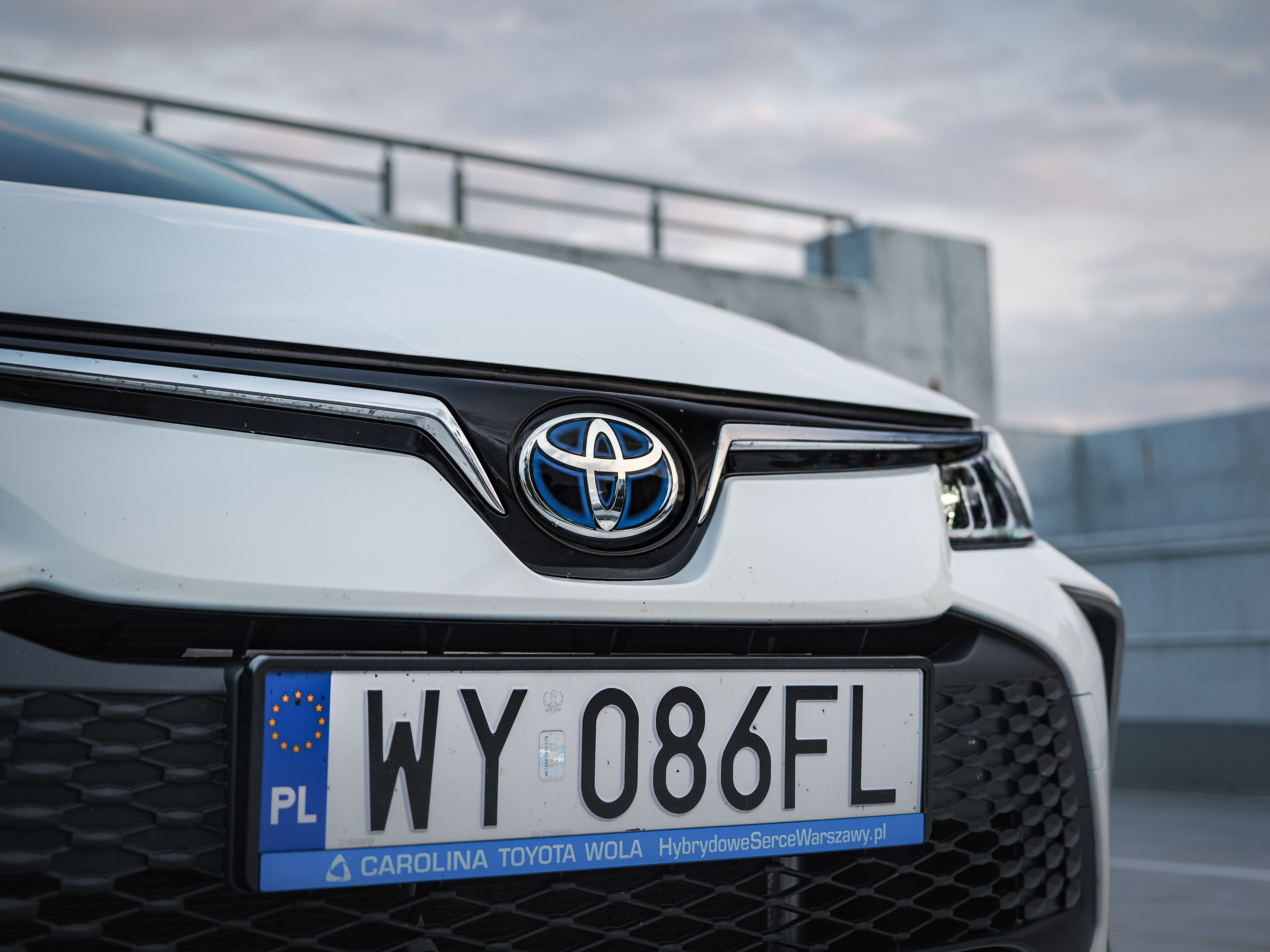 Toyota Corolla — zdjęcie 23